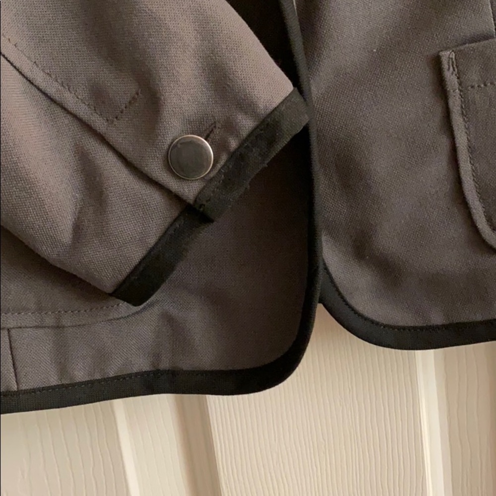 Cropped Blazer - Picture 4 of 8